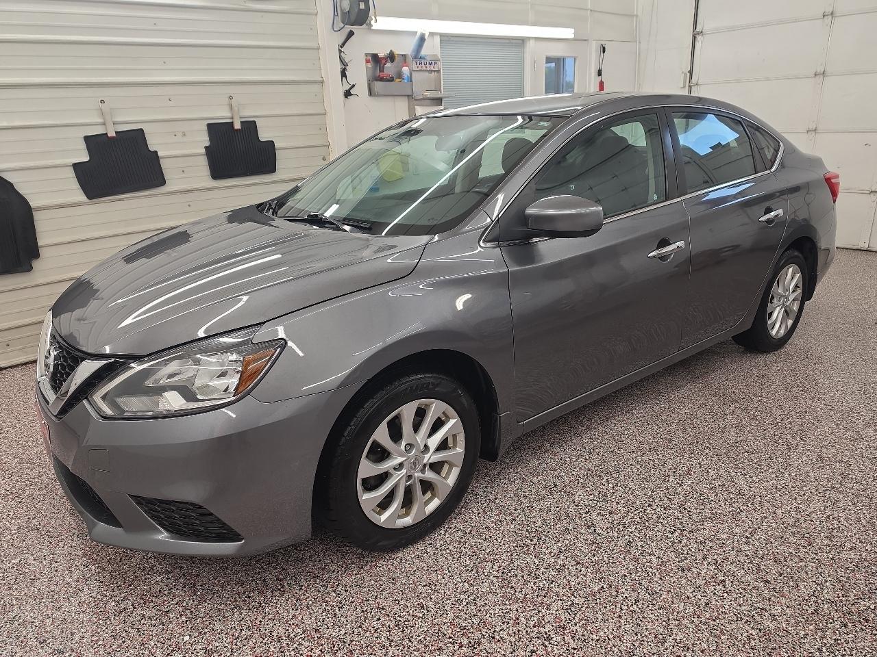 Nissan Sentra SV 4D Sedan 2017