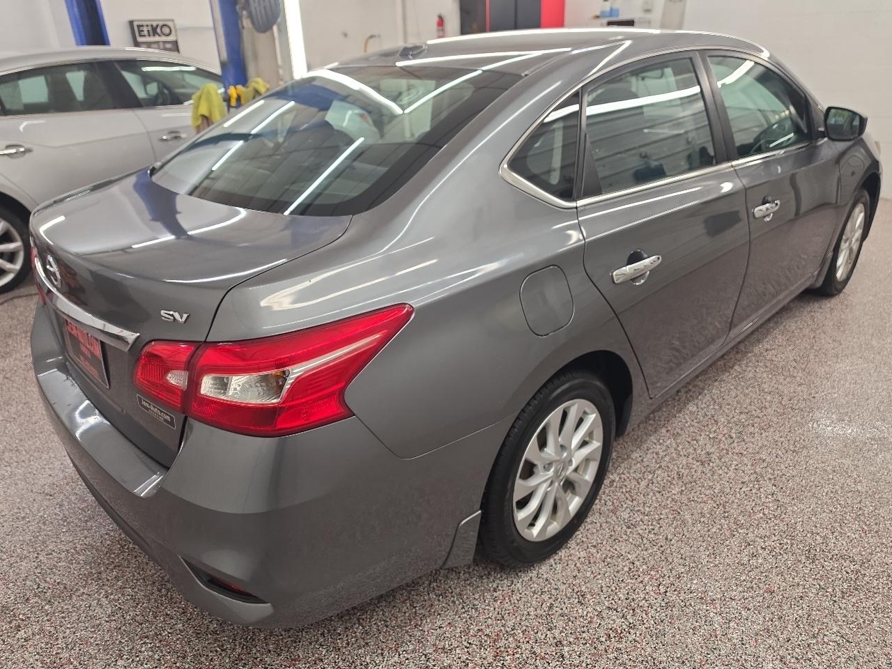 Nissan Sentra SV 4D Sedan 2017