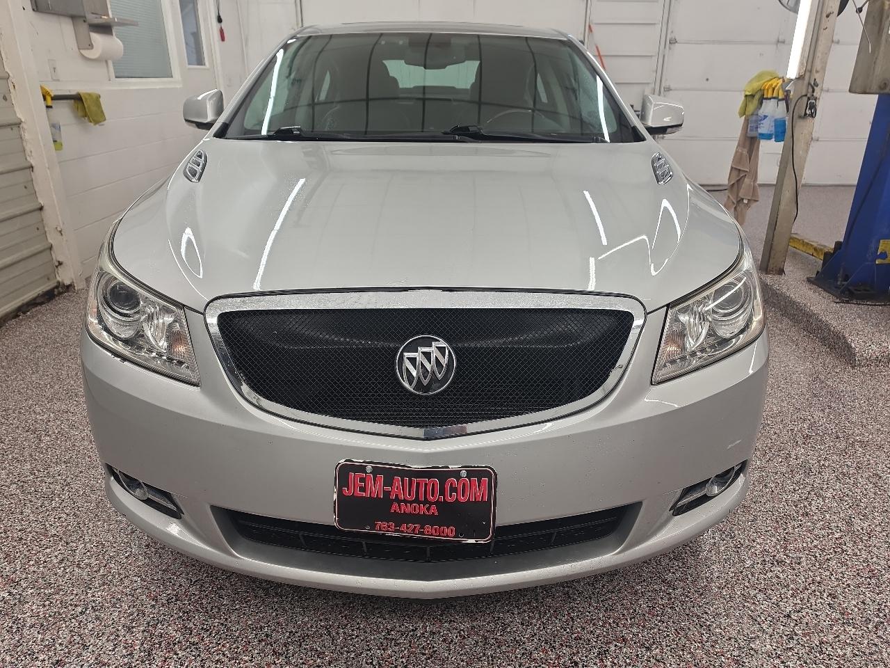 Buick LaCrosse Super 2012