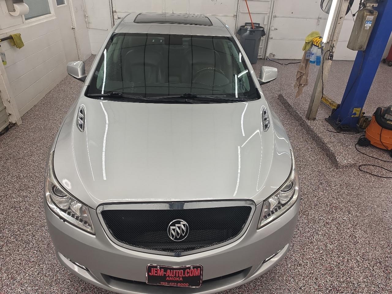 Buick LaCrosse Super 2012