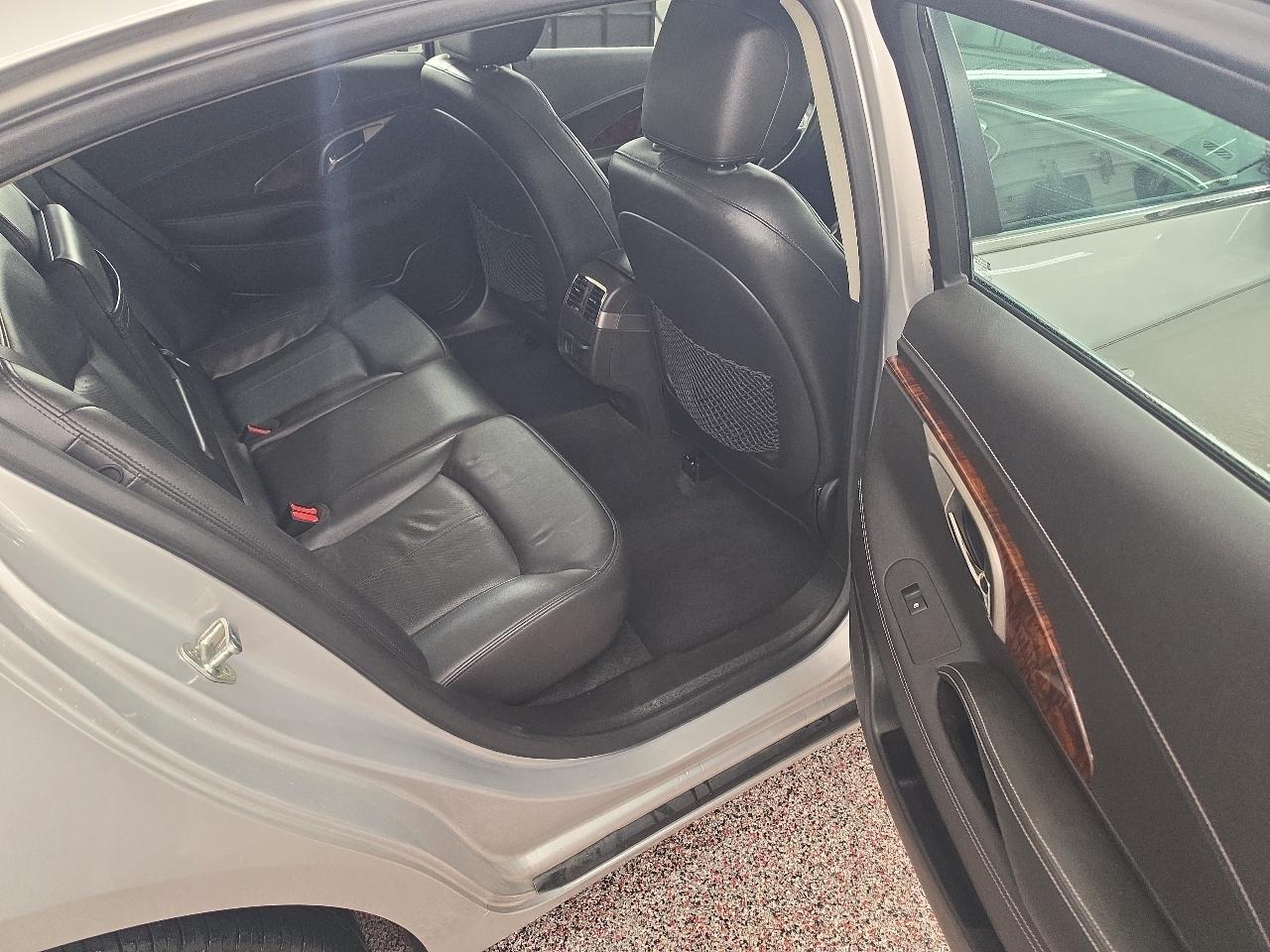 Buick LaCrosse Super 2012