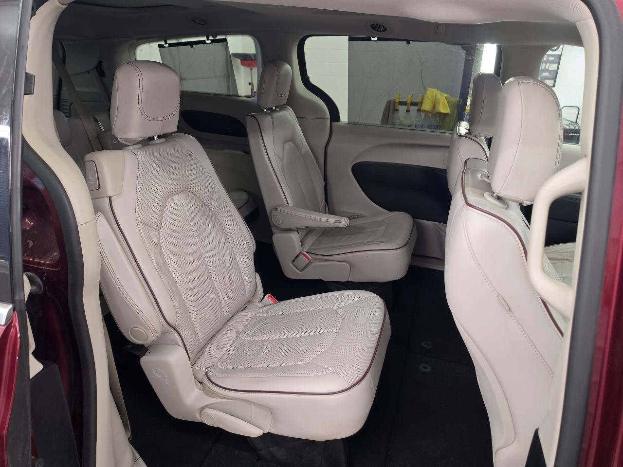 Chrysler Pacifica Limited 2020