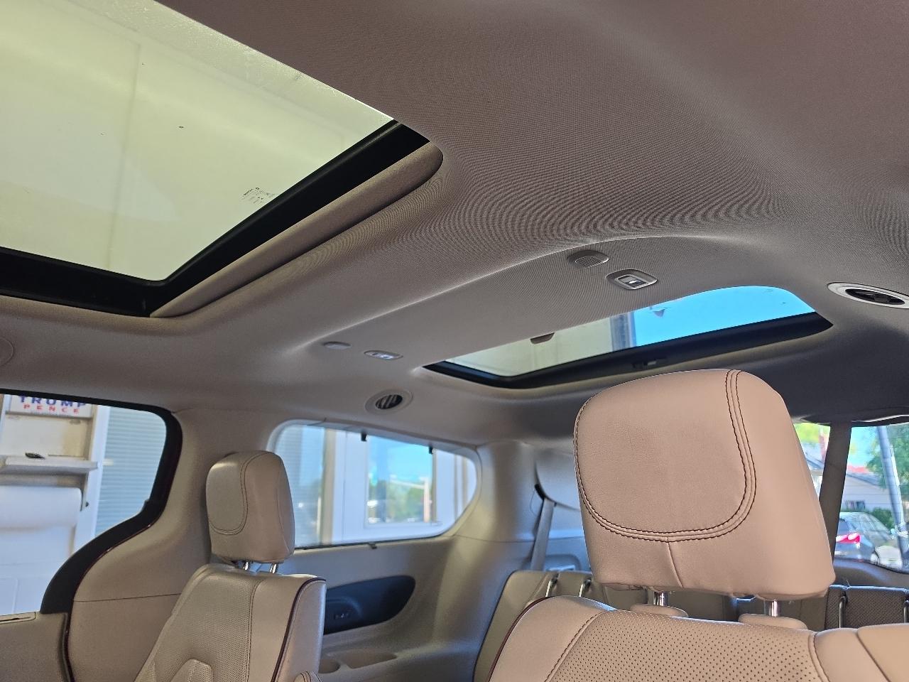 Chrysler Pacifica Limited 2020