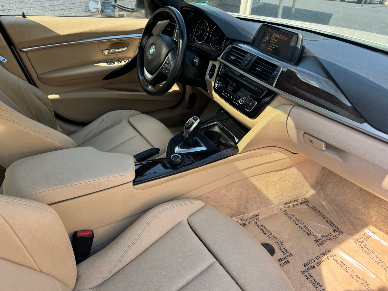 BMW 3-Series 4dr Sdn 328i xDrive AWD SULEV South Africa 2016