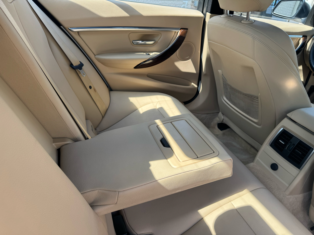BMW 3-Series 4dr Sdn 328i xDrive AWD SULEV South Africa 2016