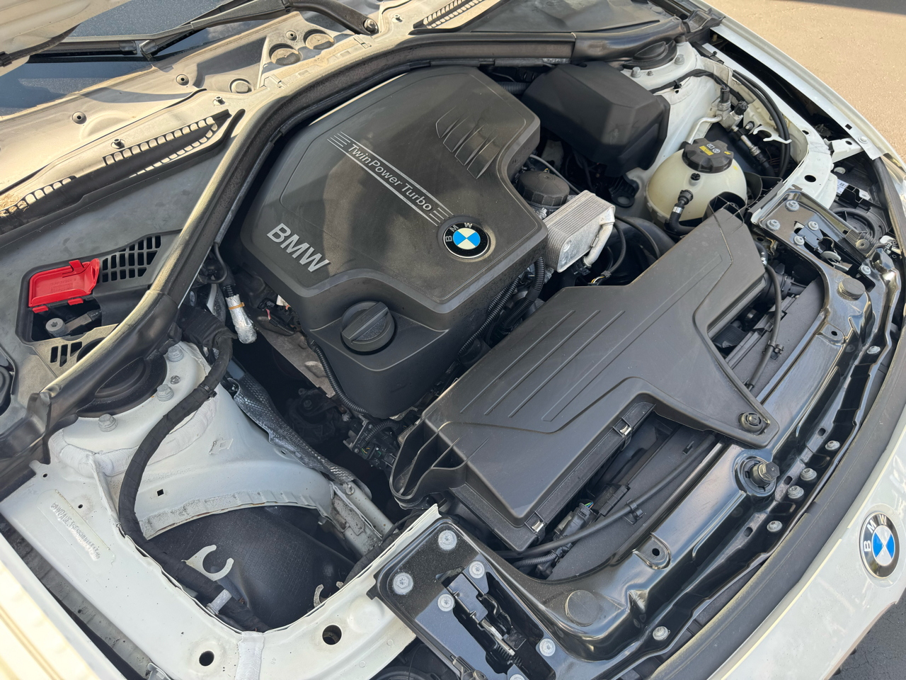 BMW 3-Series 4dr Sdn 328i xDrive AWD SULEV South Africa 2016