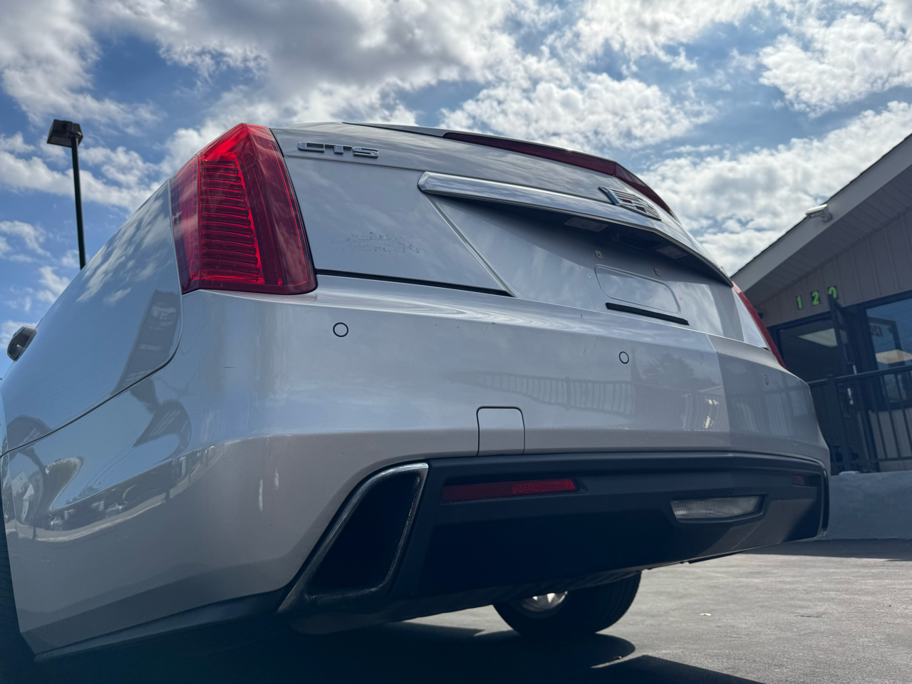 Cadillac CTS 4dr Sdn 2.0L Turbo RWD 2017
