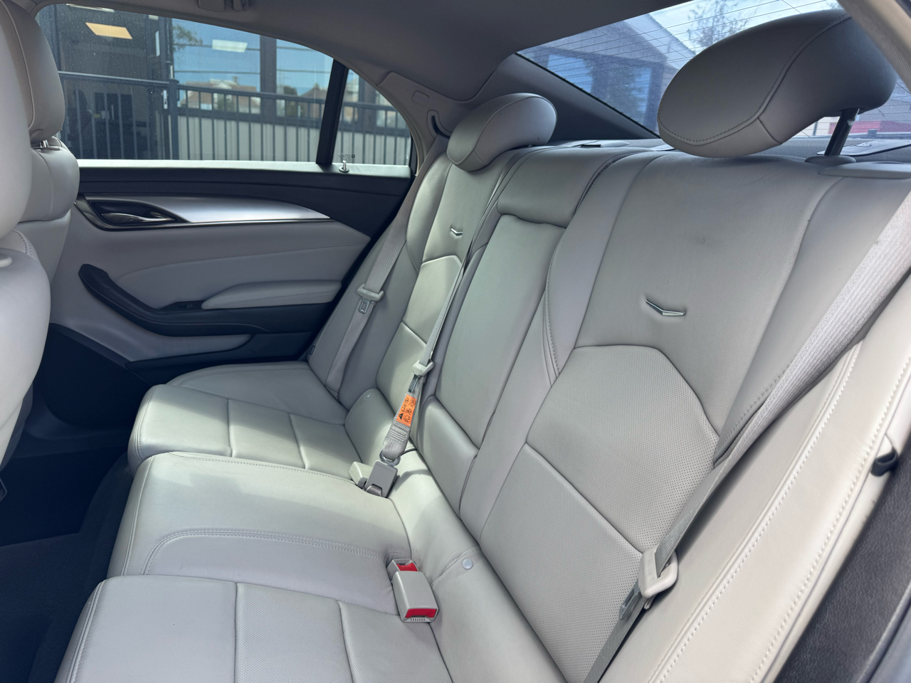 Cadillac CTS 4dr Sdn 2.0L Turbo RWD 2017