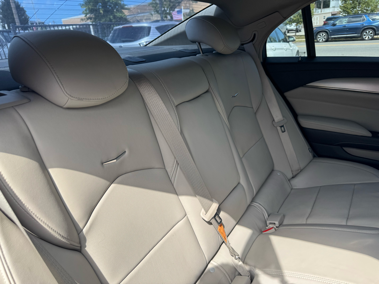 Cadillac CTS 4dr Sdn 2.0L Turbo RWD 2017