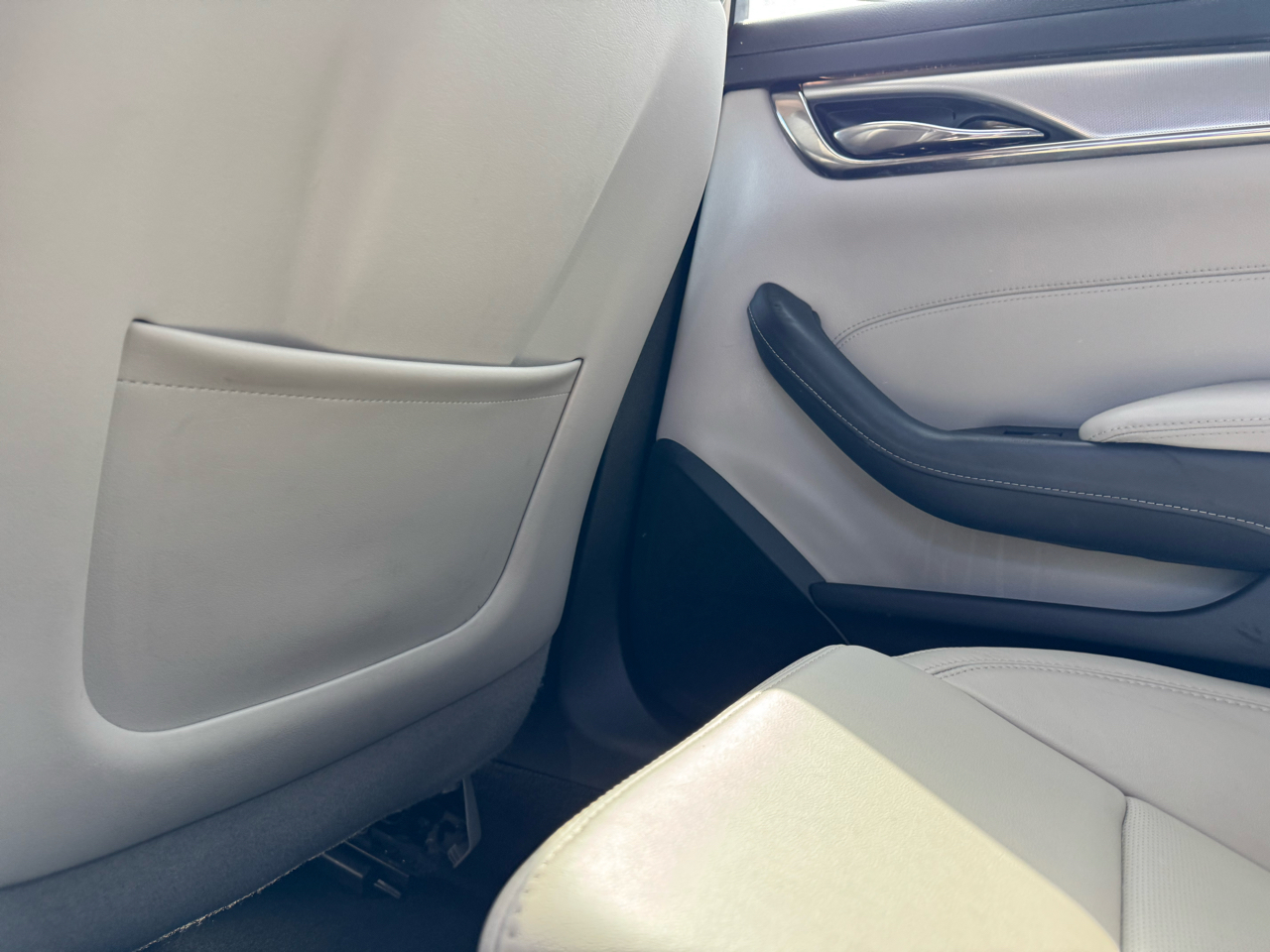 Cadillac CTS 4dr Sdn 2.0L Turbo RWD 2017