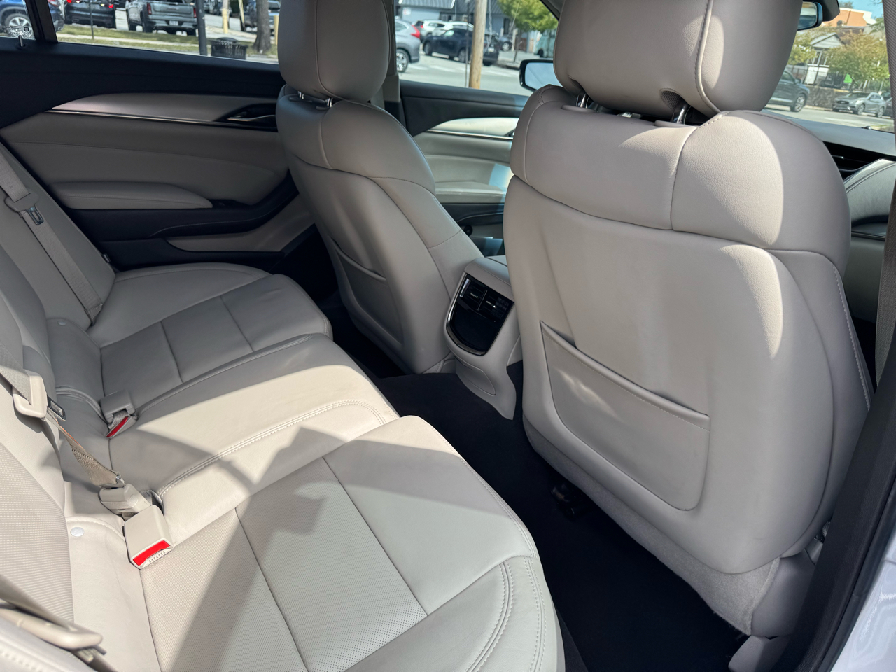 Cadillac CTS 4dr Sdn 2.0L Turbo RWD 2017