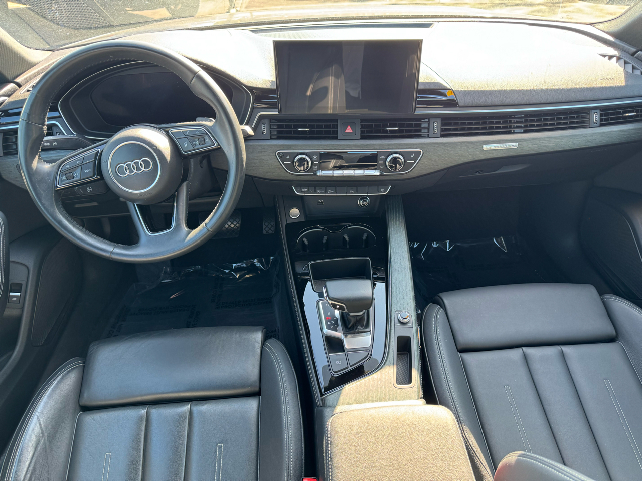 Audi A4 Premium Plus 45 TFSI quattro 2020