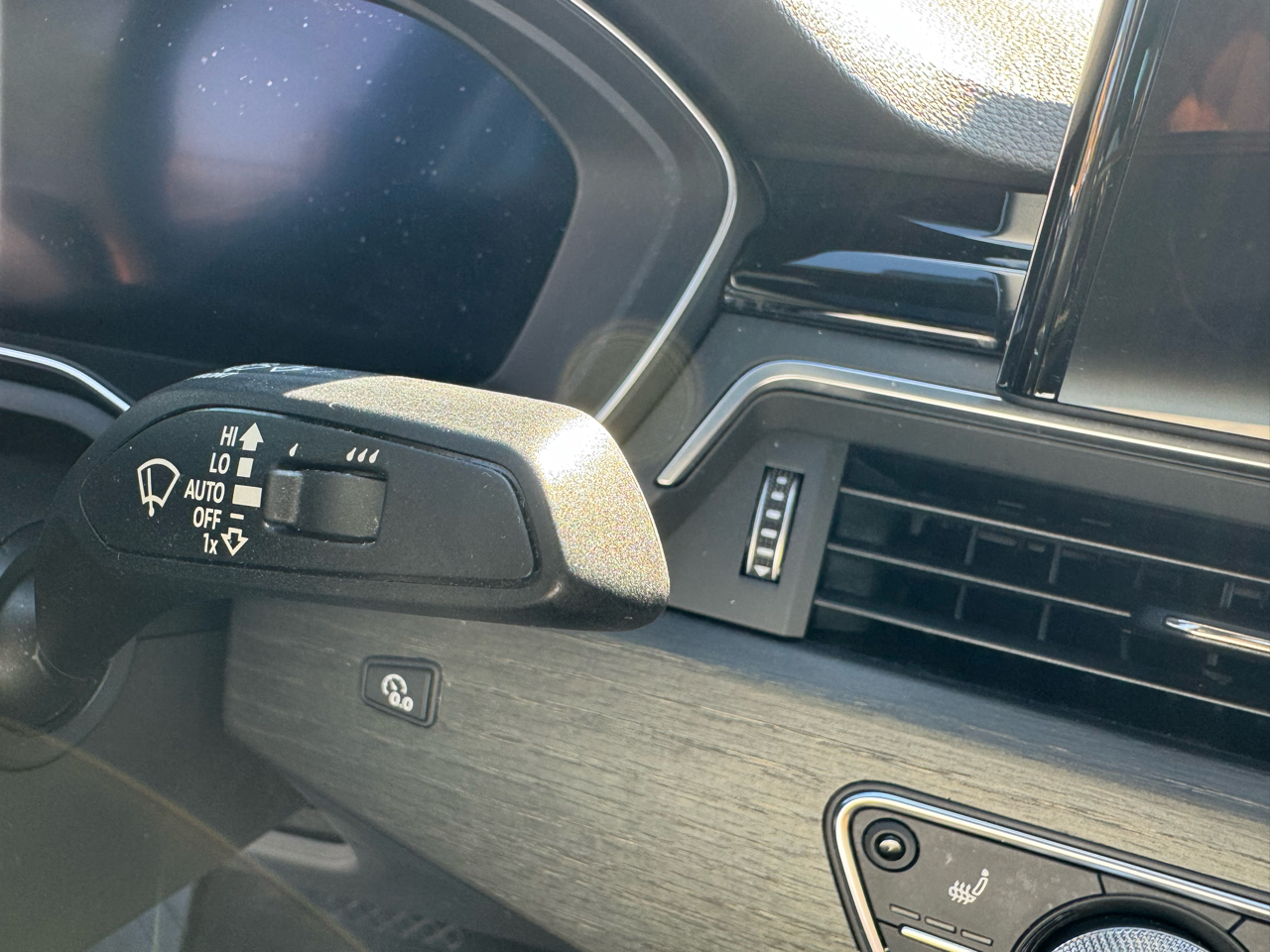 Audi A4 Premium Plus 45 TFSI quattro 2020