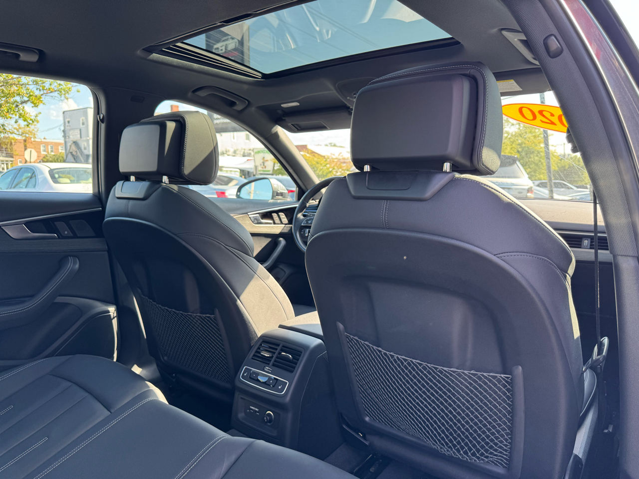 Audi A4 Premium Plus 45 TFSI quattro 2020