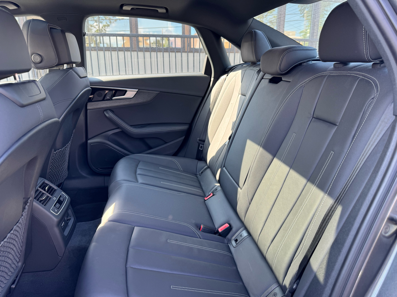 Audi A4 Premium Plus 45 TFSI quattro 2020