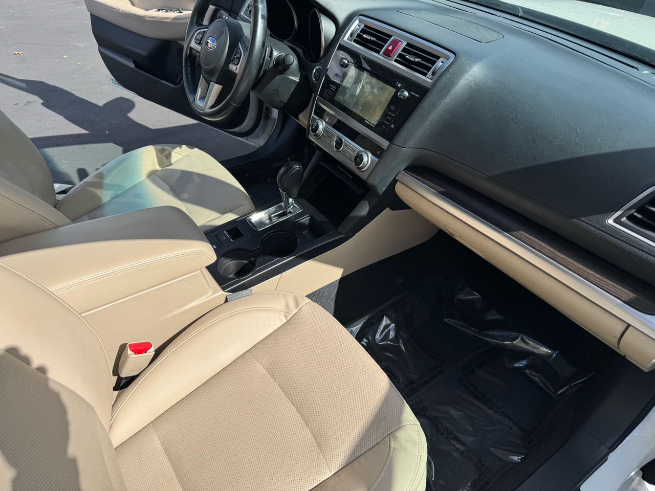 Subaru Legacy 4dr Sdn 2.5i Limited PZEV 2016