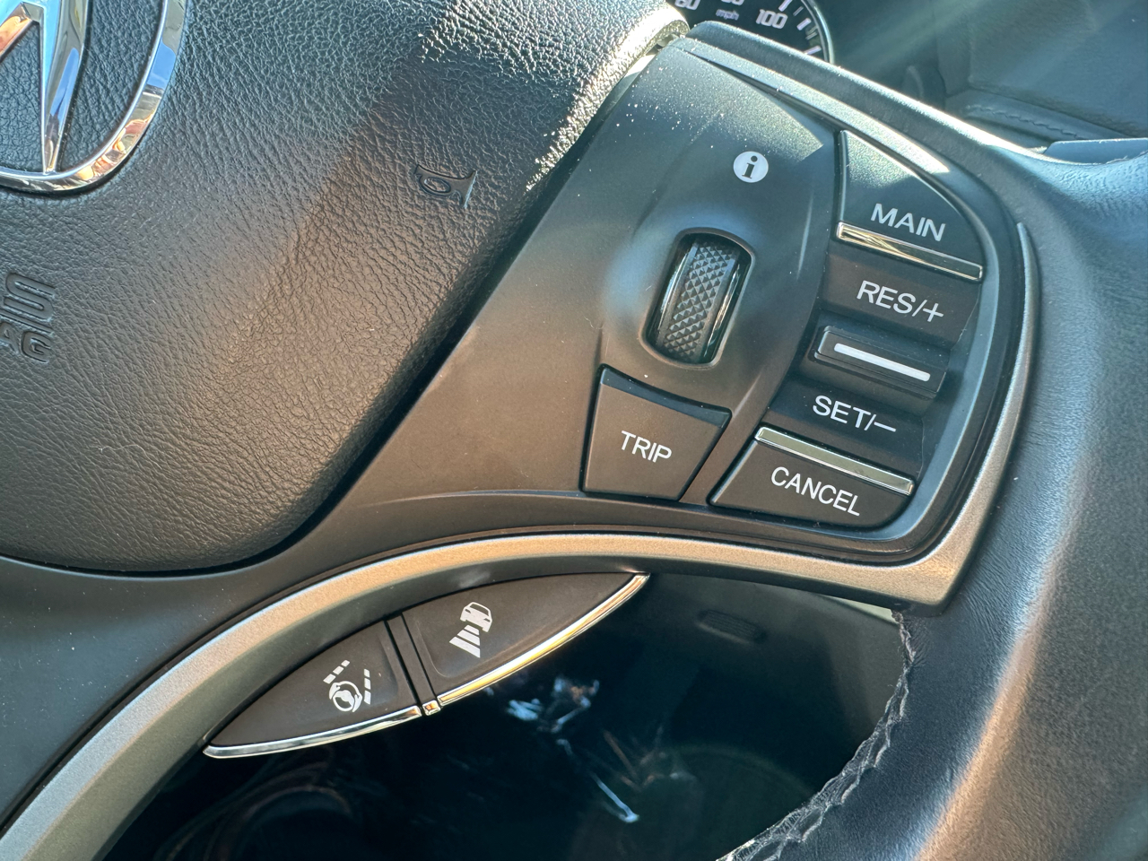 Acura RLX Sedan w/Technology Pkg 2017