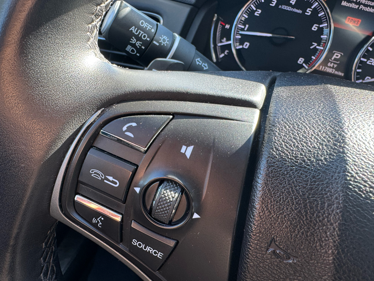 Acura RLX Sedan w/Technology Pkg 2017