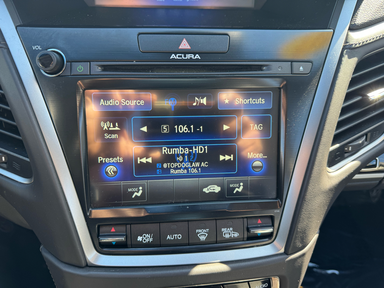 Acura RLX Sedan w/Technology Pkg 2017