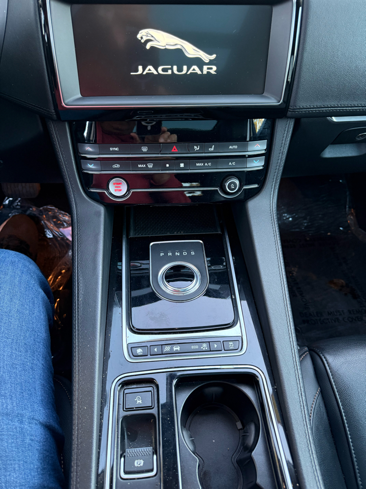 Jaguar F-Pace 30t Prestige AWD 2020