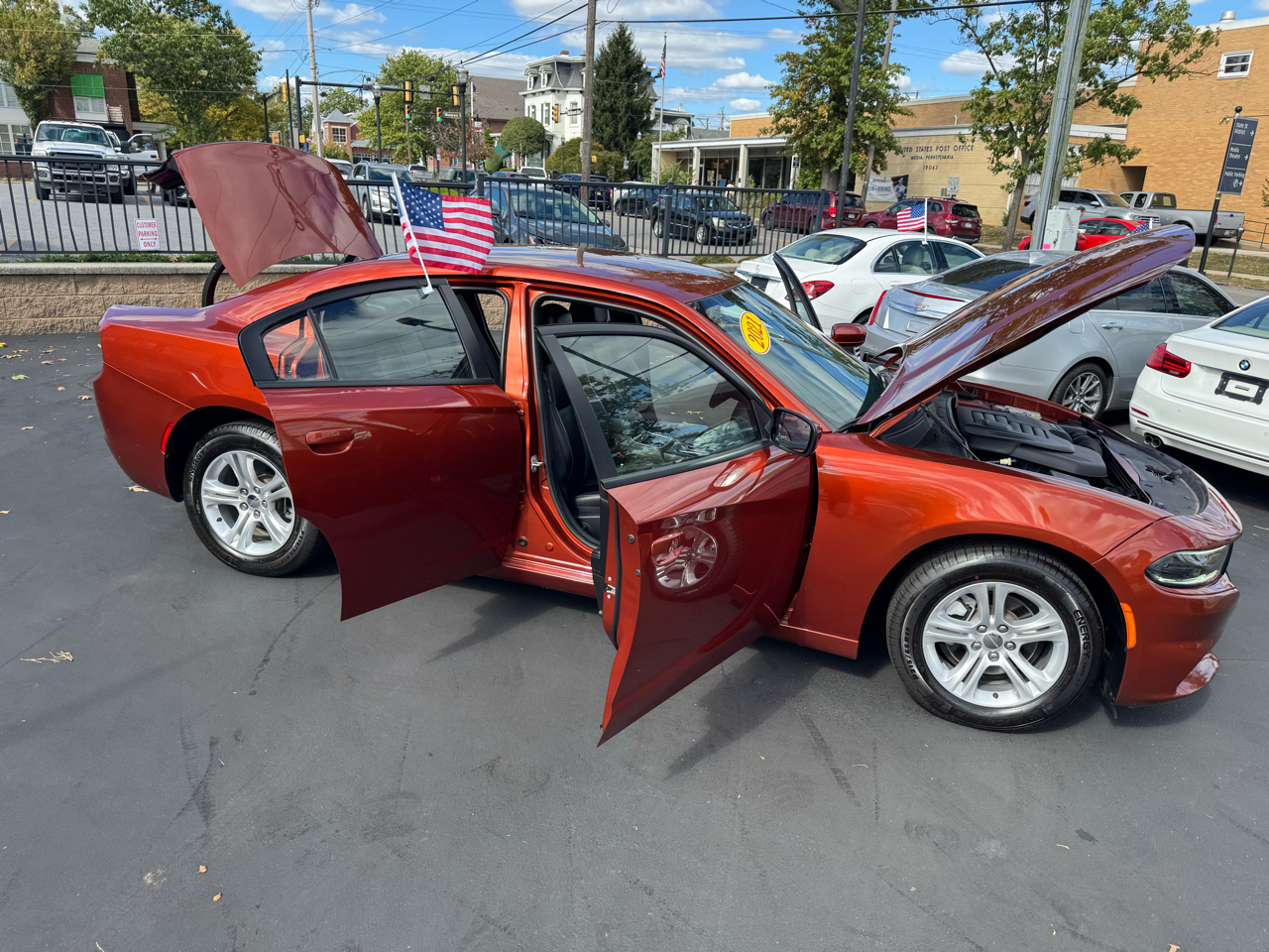 Dodge Charger SXT RWD 2021