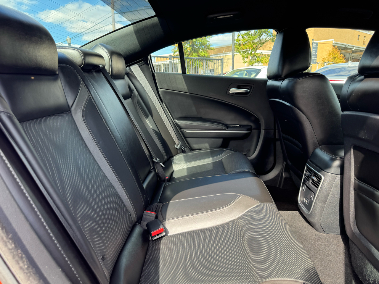 Dodge Charger SXT RWD 2021