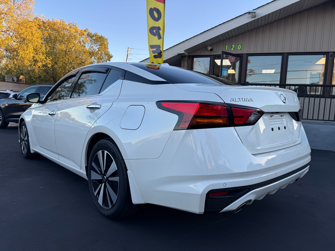 Nissan Altima 2.5 SV Sedan 2020
