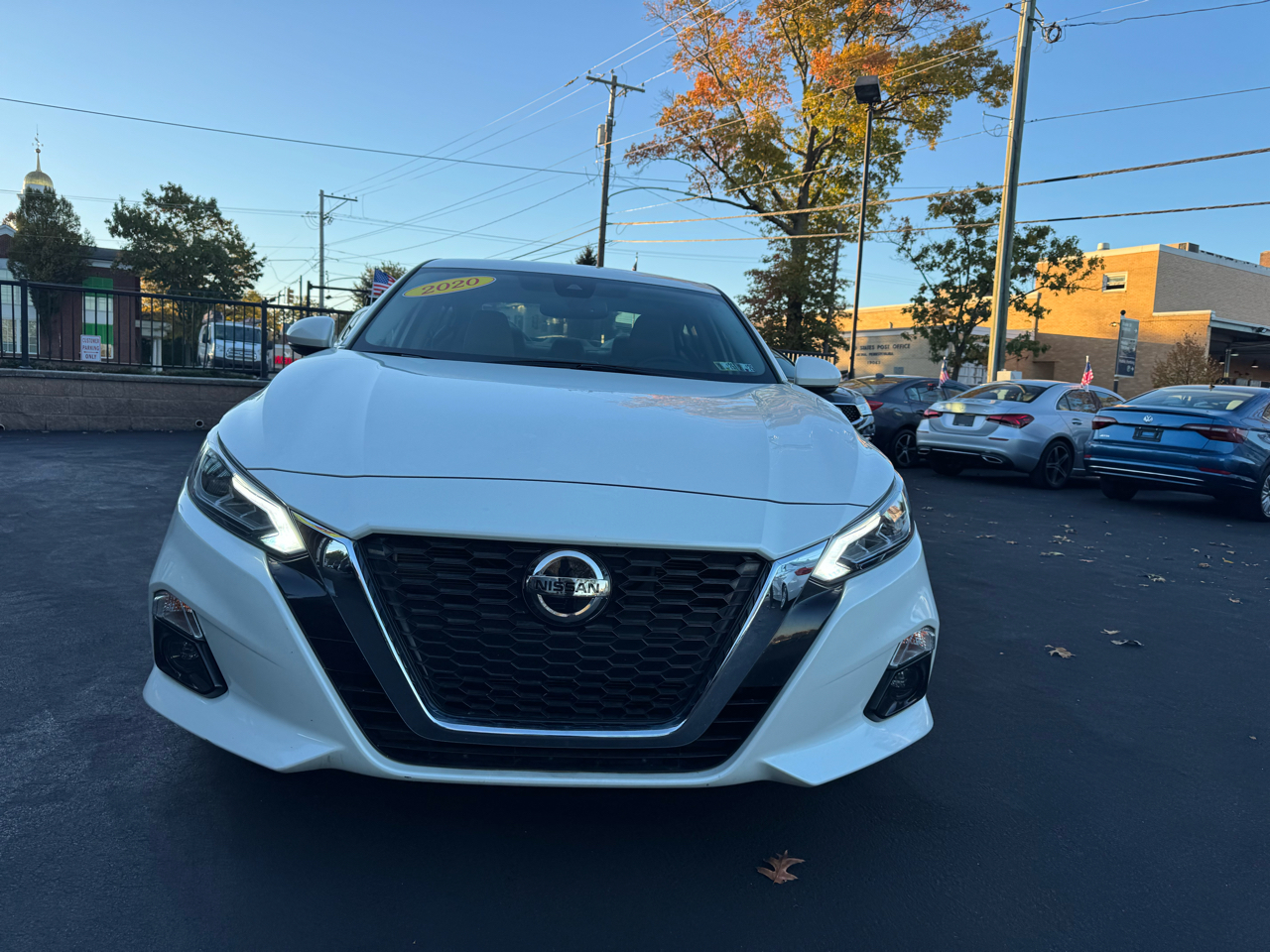 Nissan Altima 2.5 SV Sedan 2020