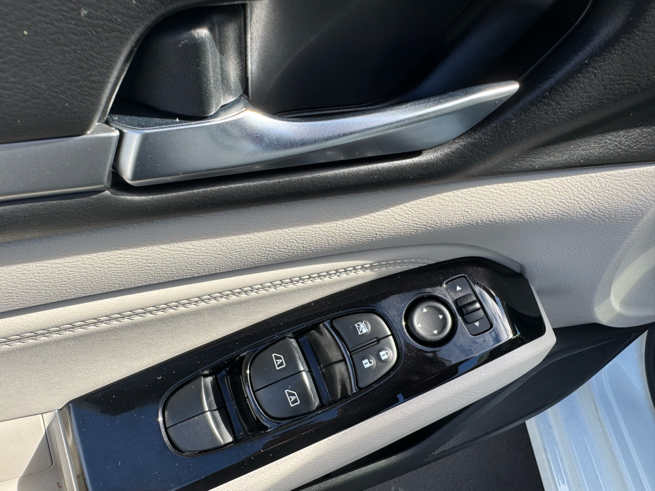 Nissan Altima 2.5 SV Sedan 2020