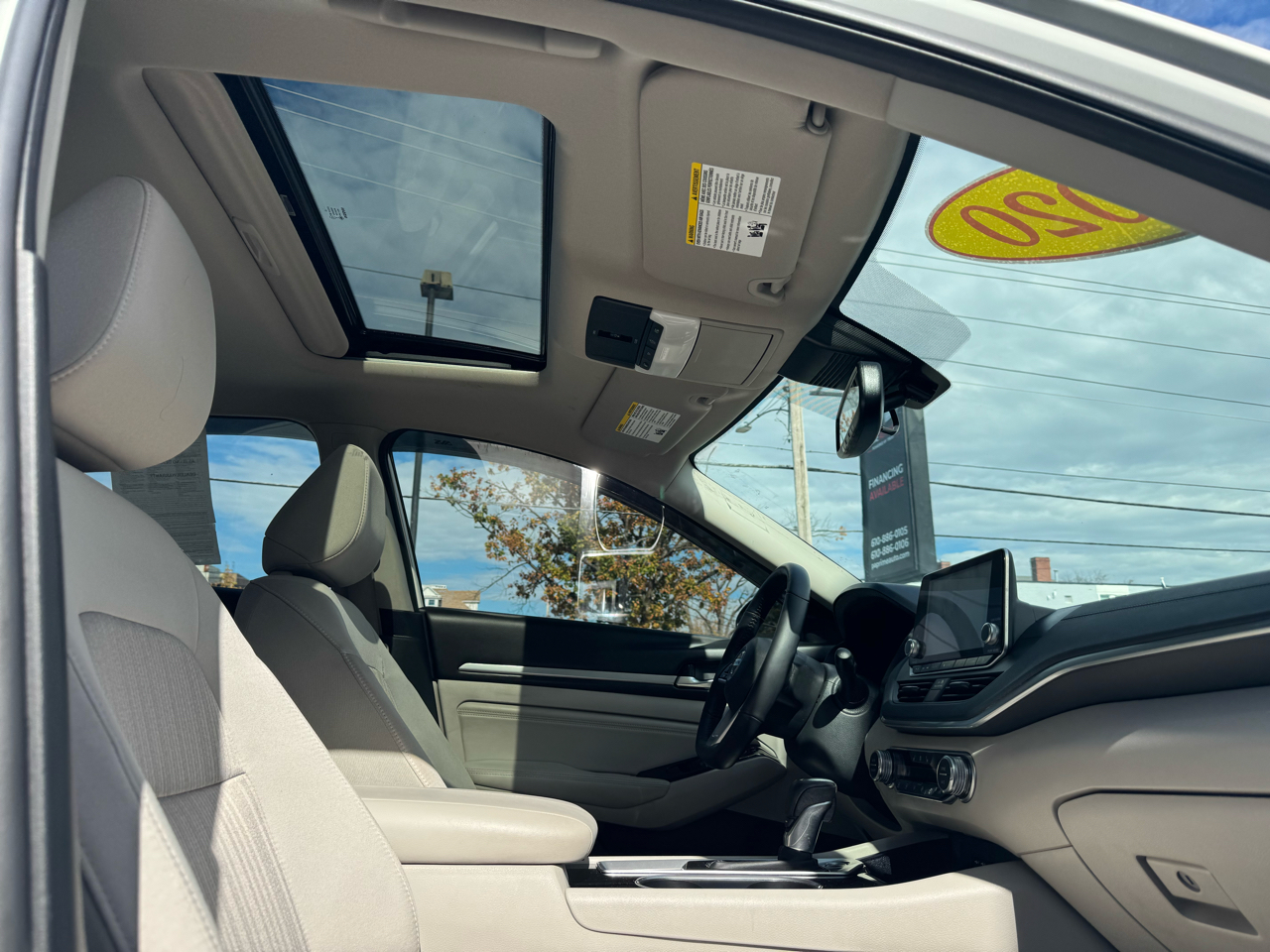 Nissan Altima 2.5 SV Sedan 2020