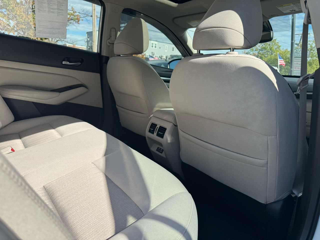Nissan Altima 2.5 SV Sedan 2020