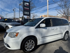 2015 Chrysler Town & Country 