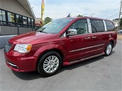 2014 Chrysler Town & Country 