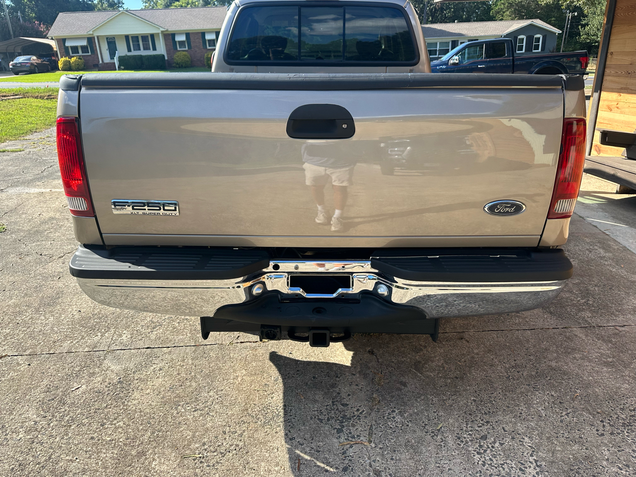 Ford F-250 SD XL SuperCab 2WD 2005