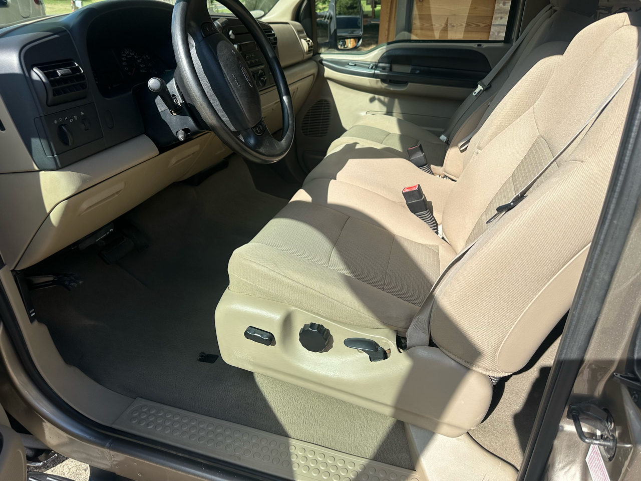 Ford F-250 SD XL SuperCab 2WD 2005