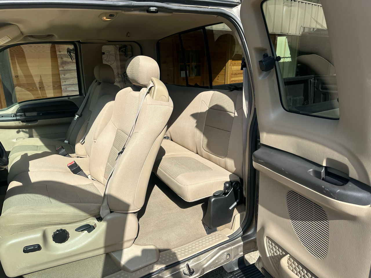 Ford F-250 SD XL SuperCab 2WD 2005