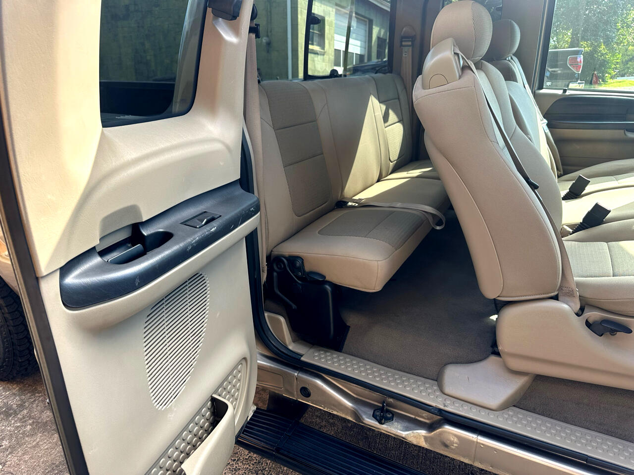 Ford F-250 SD XL SuperCab 2WD 2005