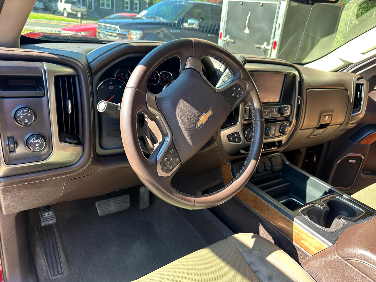 Chevrolet Silverado 1500 LTZ Crew Cab 4WD 2018