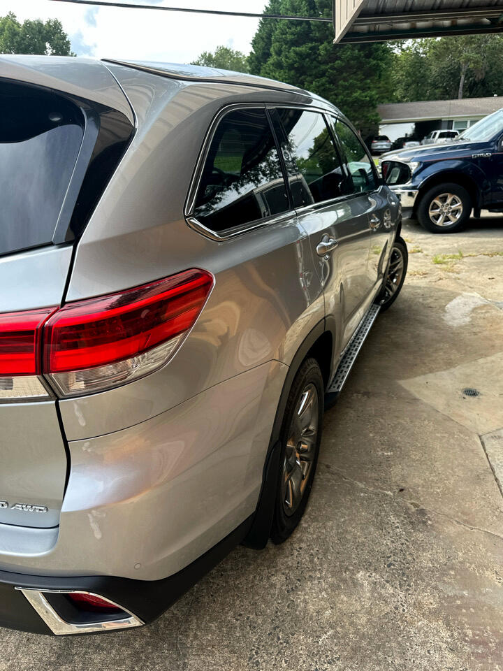 Toyota Highlander Limited AWD V6 2017