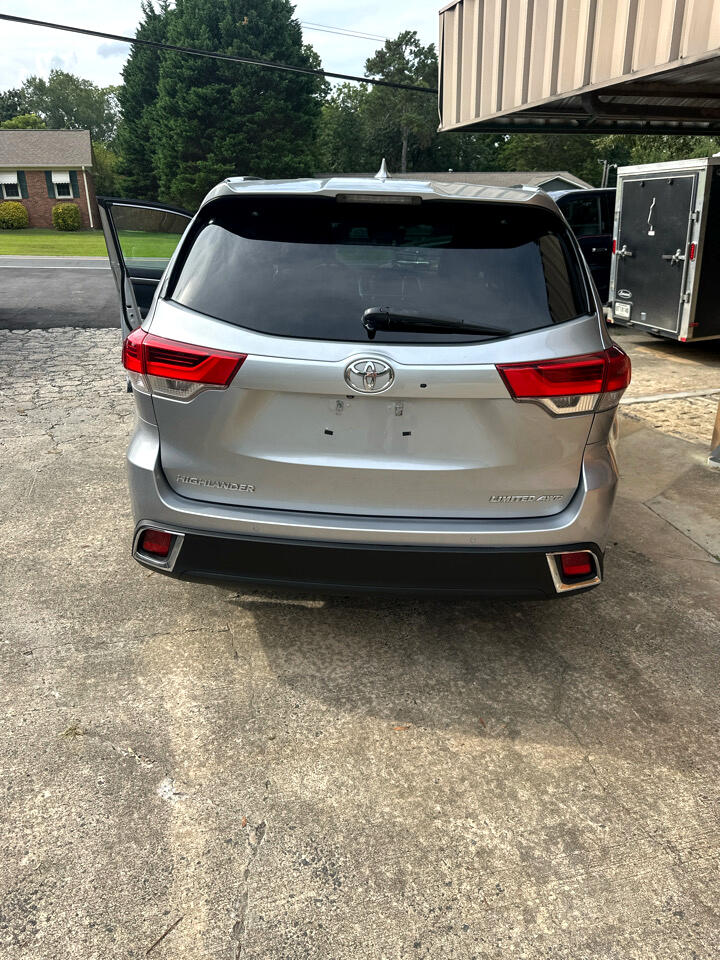 Toyota Highlander Limited AWD V6 2017
