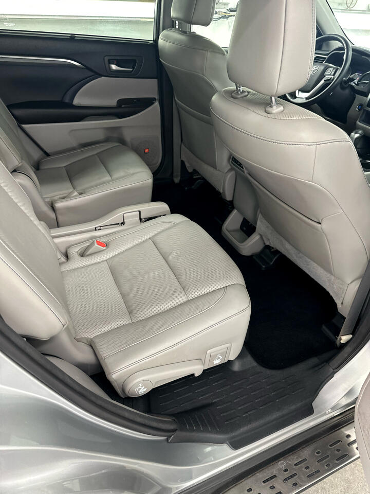 Toyota Highlander Limited AWD V6 2017