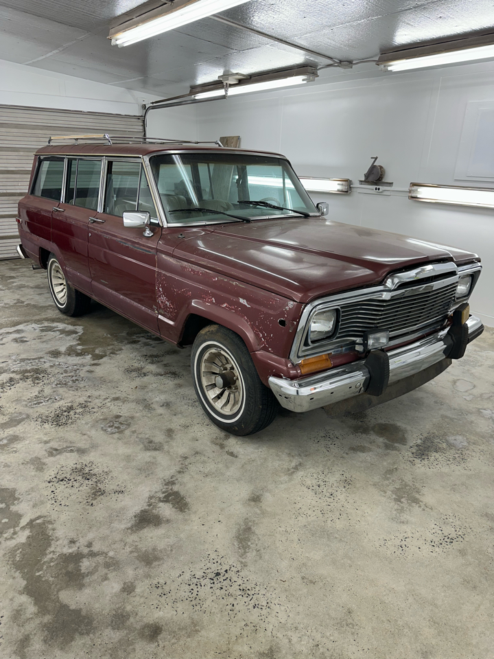 AMC Grand Wagoneer Base 1984