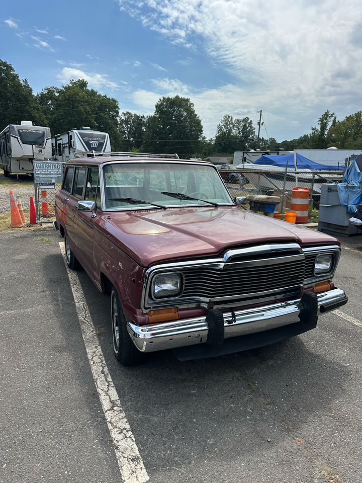 AMC Grand Wagoneer Base 1984
