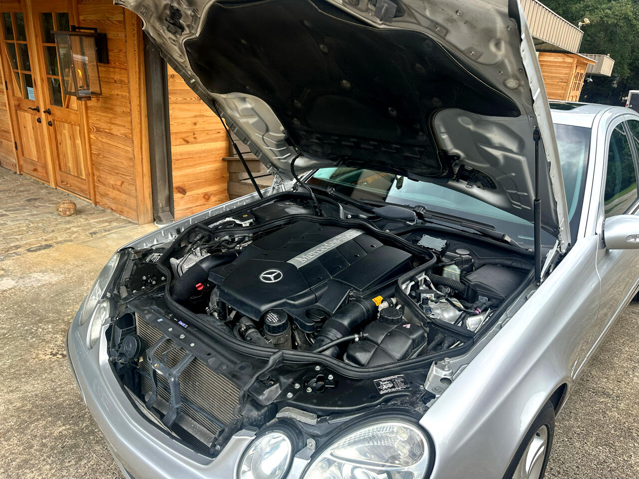 Mercedes-Benz E-Class E500 2005