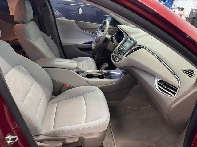 Chevrolet Malibu  2018