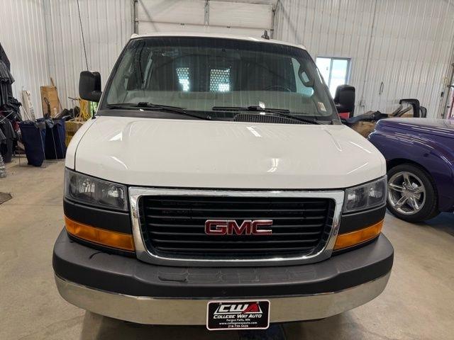 GMC Savana  2016