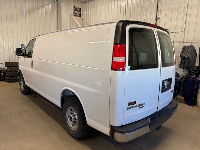 2016 GMC Savana Cargo Work Van - Photo 7
