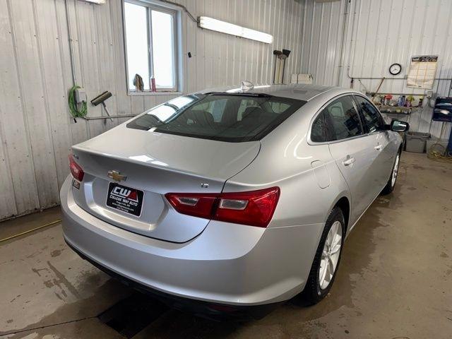 Chevrolet Malibu  2016