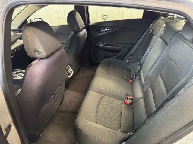 Chevrolet Malibu  2016