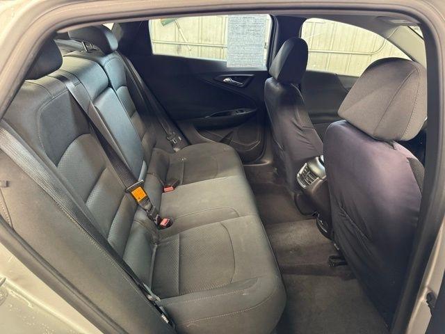 Chevrolet Malibu  2016